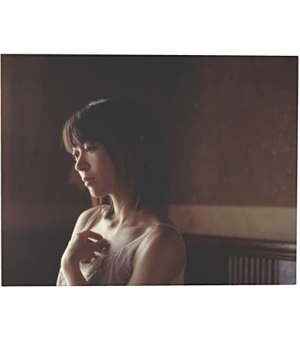 Amazon.co.jp: 宇多田ヒカルポスターDEEP RIVER. T : ホーム＆キッチン